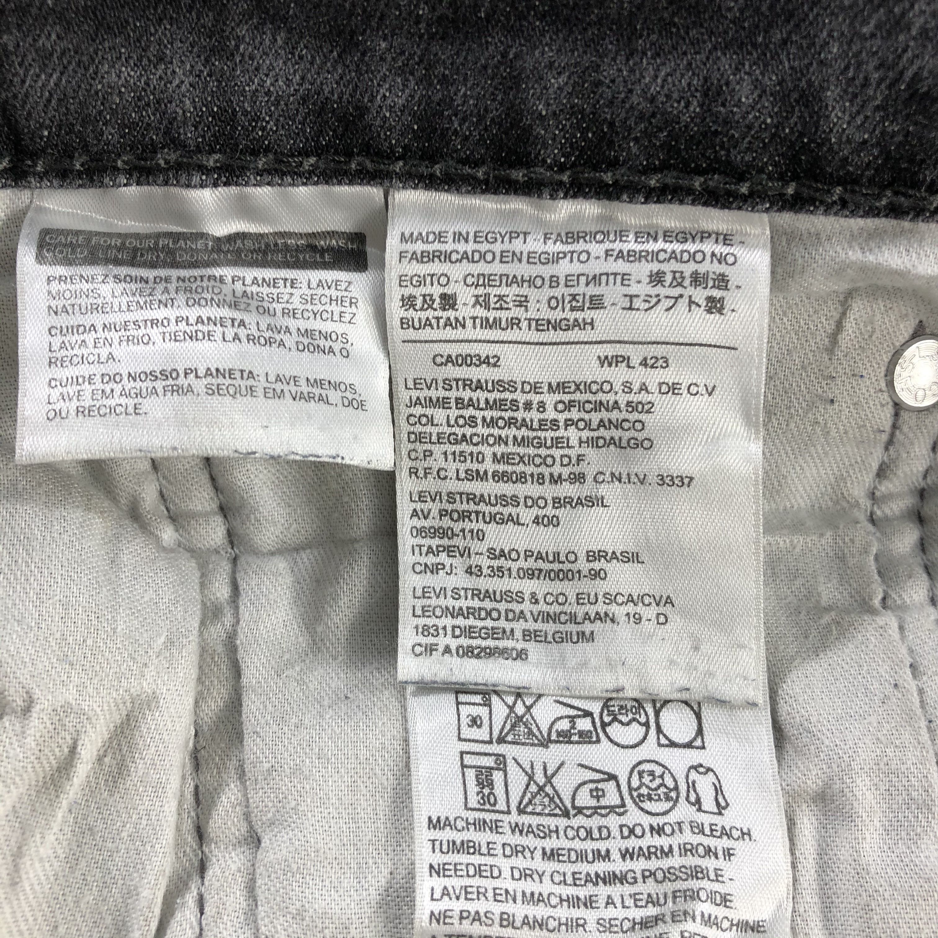 Levi's Vintage Faded Black Levis 511 Jeans-J2351 Size US 36 / EU 52 - 13 Thumbnail
