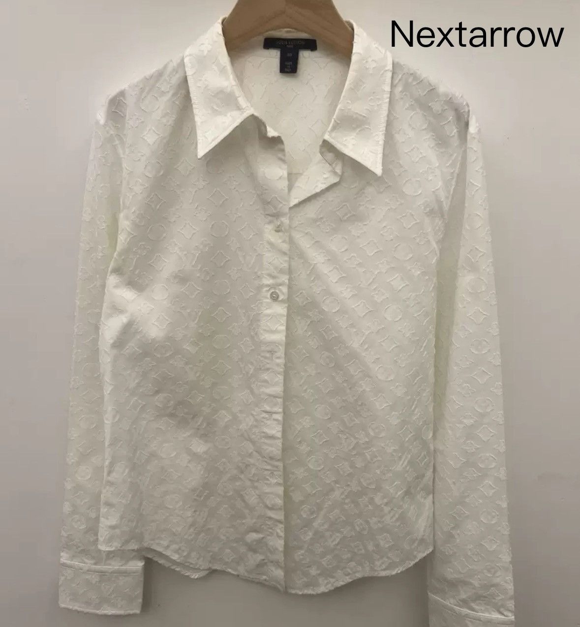 Louis Vuitton Louis Vuitton White jacquard dark pattern shirt Size S / US 4 / IT 40 - 1 Thumbnail
