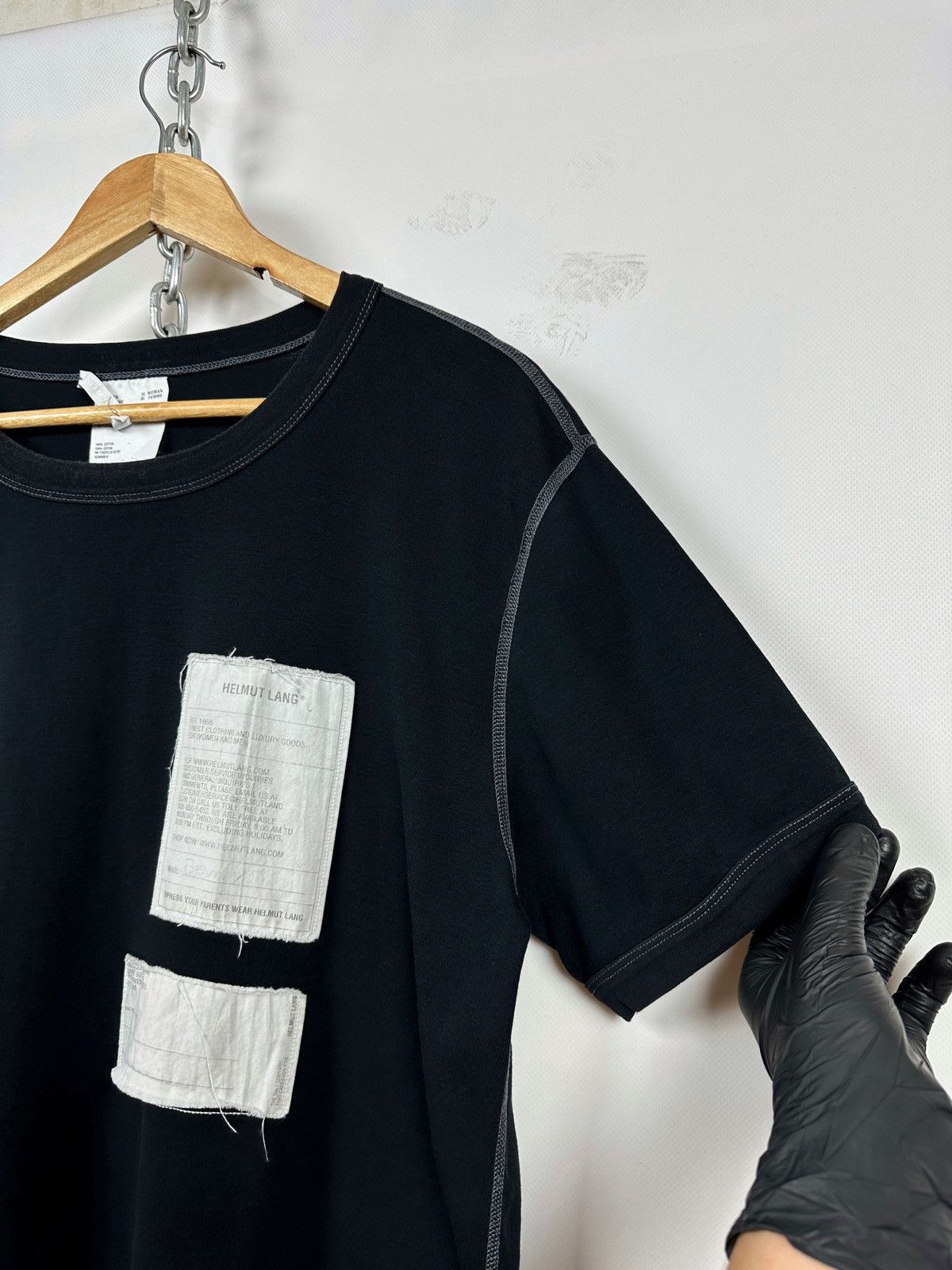 Helmut Lang Helmut Lang Logo Patch Black T-Shirt Size US L / EU 52-54 / 3 - 12 Thumbnail