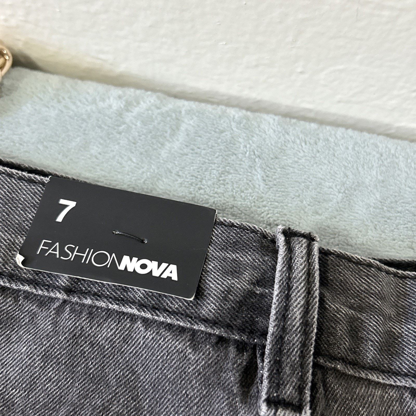 Fashion Nova Gothic Chain Tie Jean Women 7 30x33 Straight Adjustable Gold Size 30" / US 8 / IT 44 - 17 Thumbnail