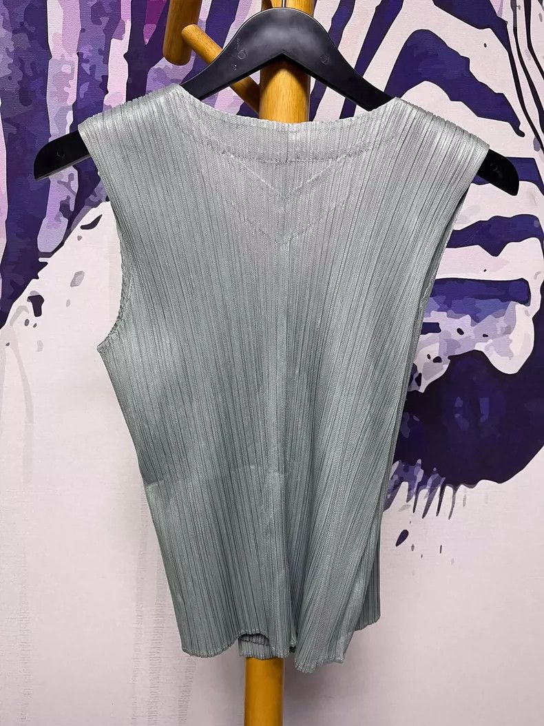 Issey Miyake issey miyake size:3 Grayish-green vest Size XXS / US 00 / IT 34 - 2 Thumbnail