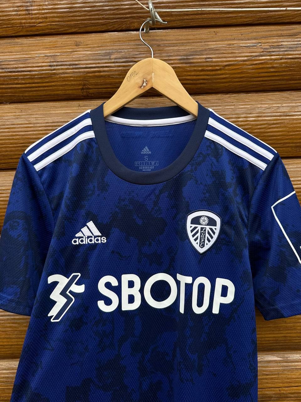 Adidas LEEDS UNITED 2021-2022 FOOTBALL SHIRT SOCCER JERSEY ADIDAS Size US S / EU 44-46 / 1 - 2 Thumbnail
