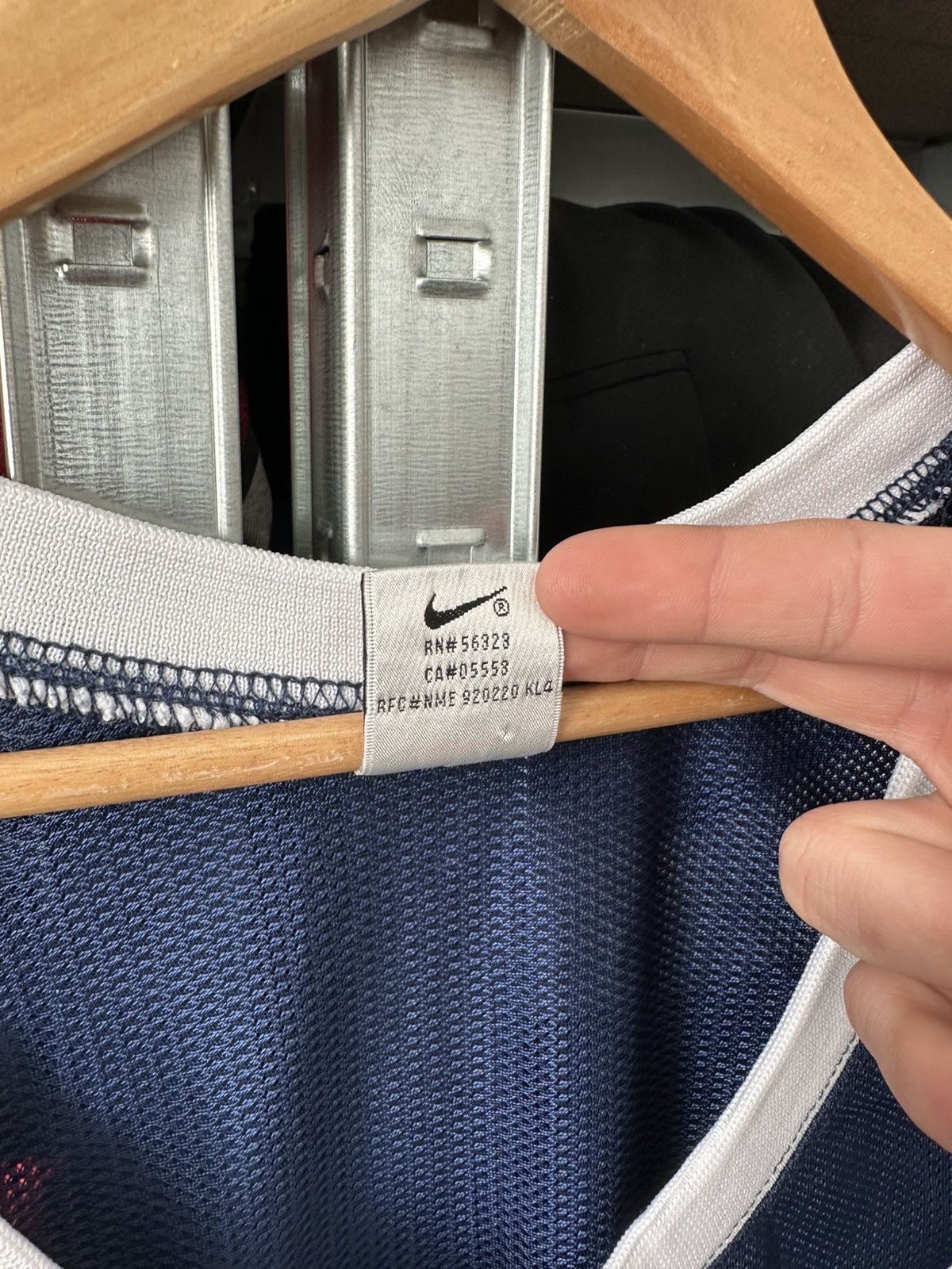 Nike Vintage Nike Mesh Tank Top Shirt Y2K Basketball Jersey Blue Size US M / EU 48-50 / 2 - 6 Thumbnail