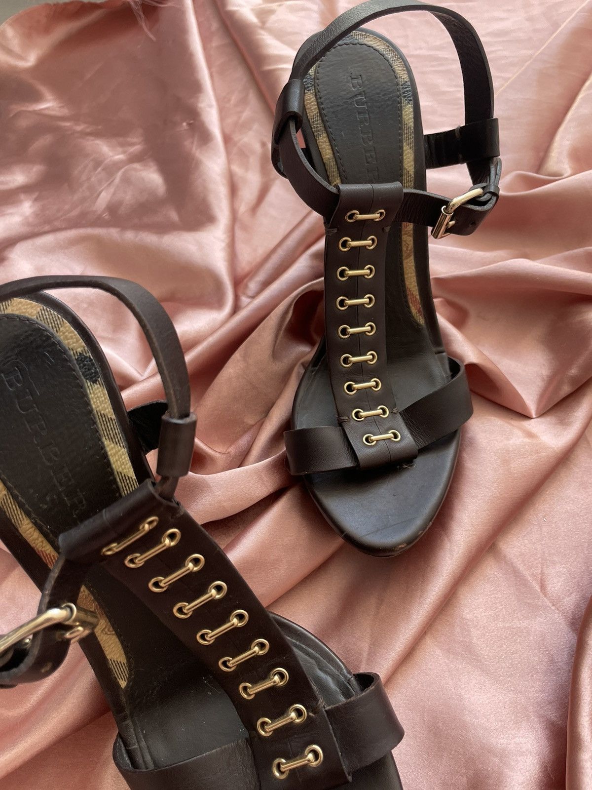 Burberry Burberry heels Size US 7.5 / IT 37.5 - 13 Thumbnail