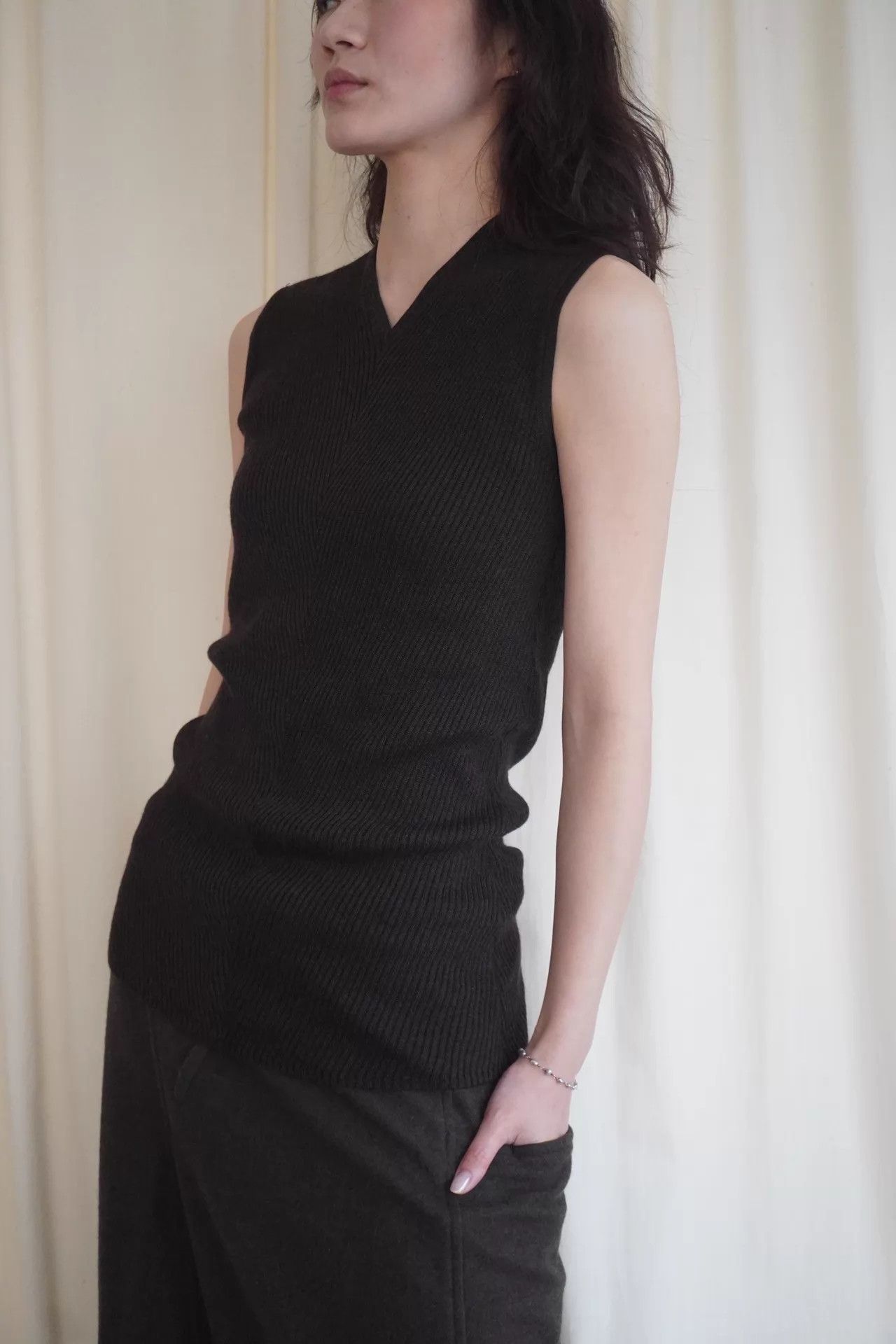 Hermes Hermes by JPG Herringbone Cashmere Silk Tank Top Deep Brown Size L / US 10 / IT 46 - 7 Thumbnail