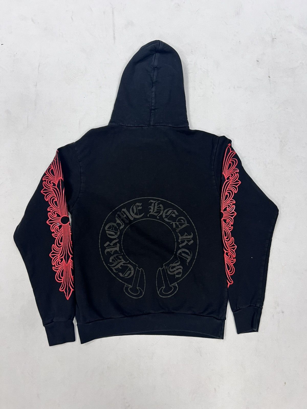 Chrome Hearts Chrome Hearts Horseshoe Red Floral Black Hoodie (PreOwned) Size US S / EU 44-46 / 1 - 2 Thumbnail