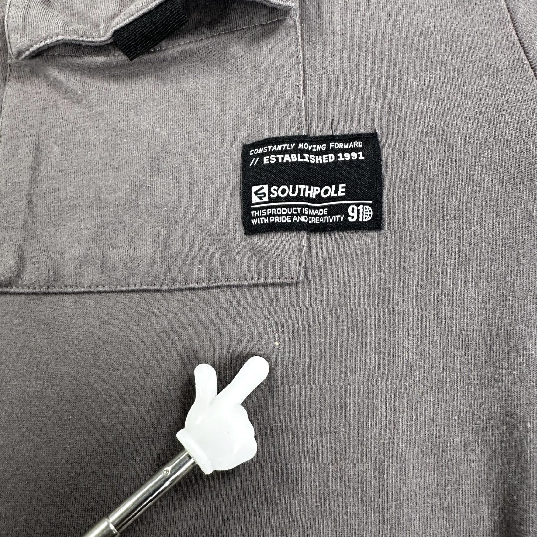 Southpole VINTAGE Southpole Shirt Mens XL Brown Global Expedition Pocket Tagless Tee Logo Crewneck Size US XL / EU 56 / 4 - 5 Thumbnail