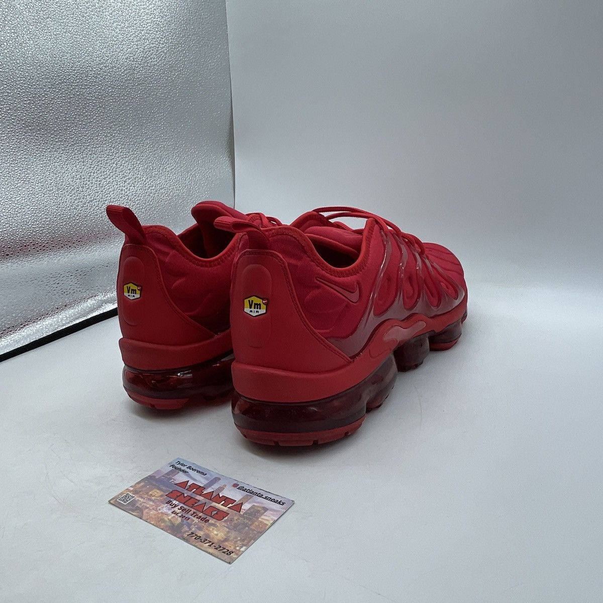 Nike Air vapormax triple red Size US 11.5 / EU 44-45 - 5 Thumbnail