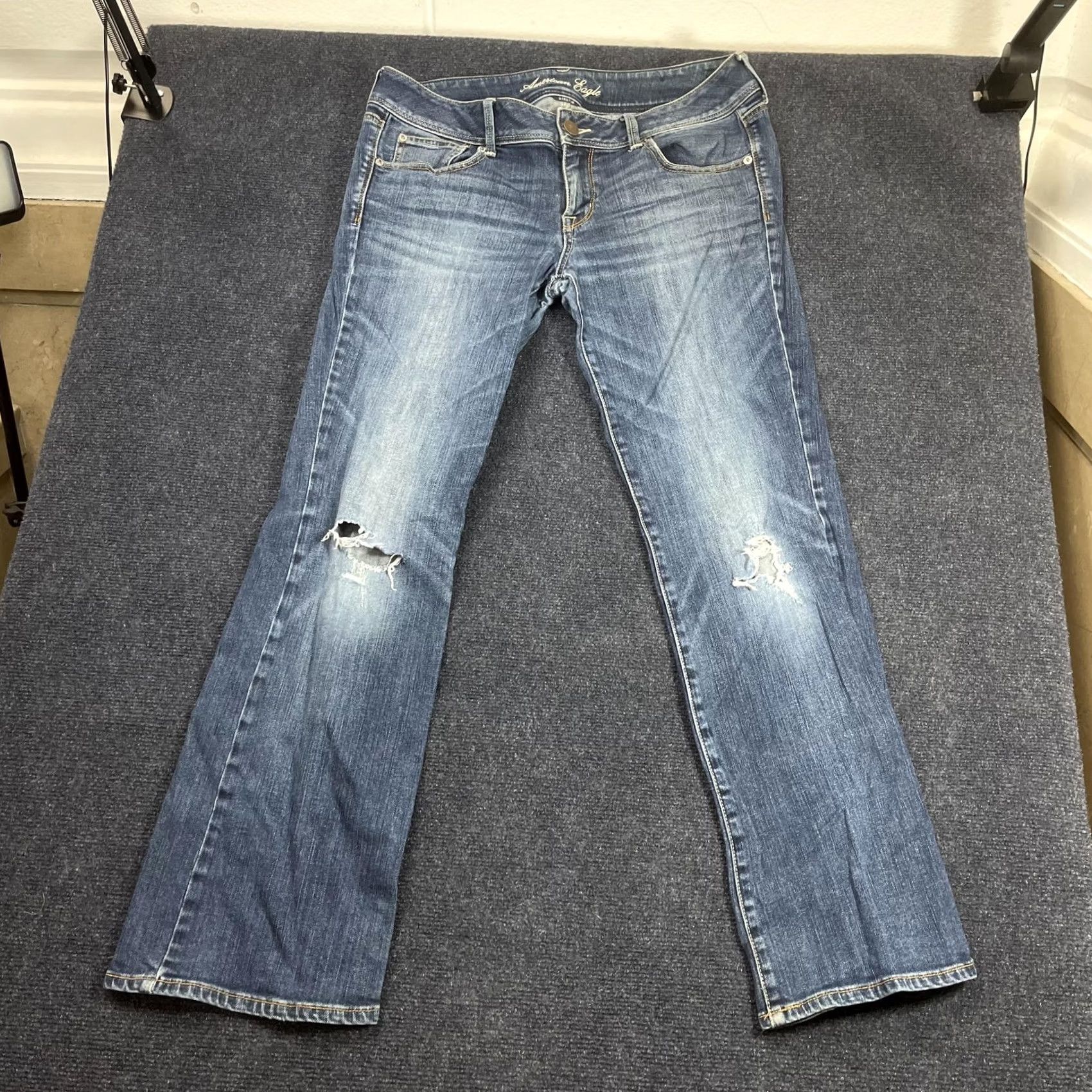 American Eagle Outfitters VINTAGE American Eagle Slim Boot Jeans Womens 12 Blue Med Wash Stretch Distressed Size 34" / US 12 / IT 48 - 2 Thumbnail