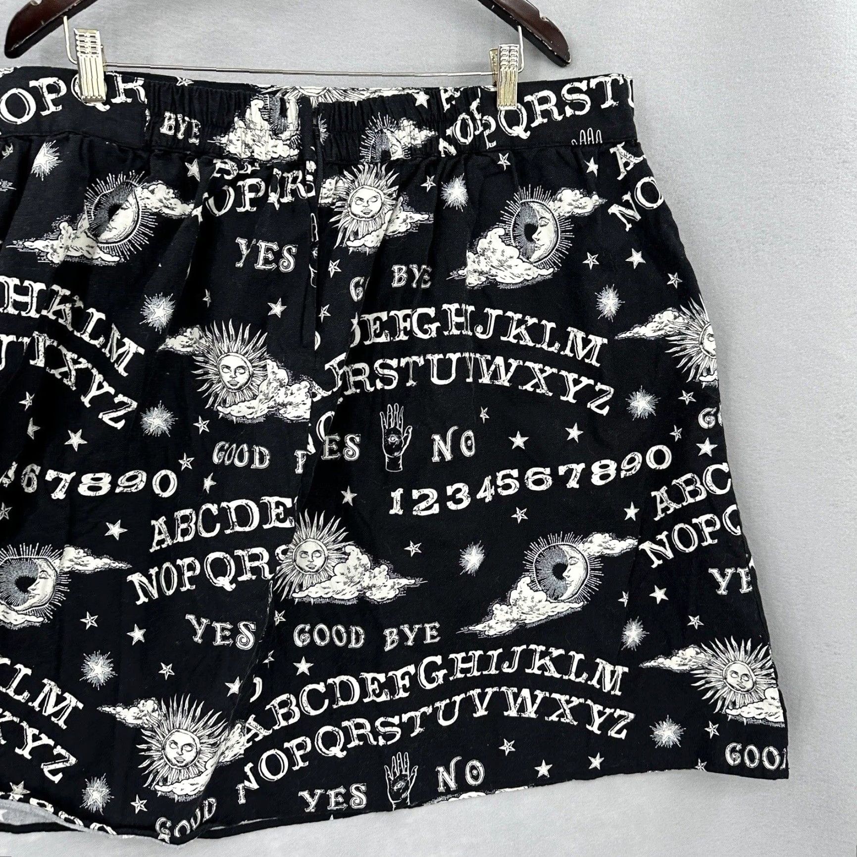 Vintage Folter Skirt Womens Plus 3XL Ouija Board Circle Skirt Cotton Goth Punk Witchy Skater Short Black Size 40" / US 18 - 5 Thumbnail