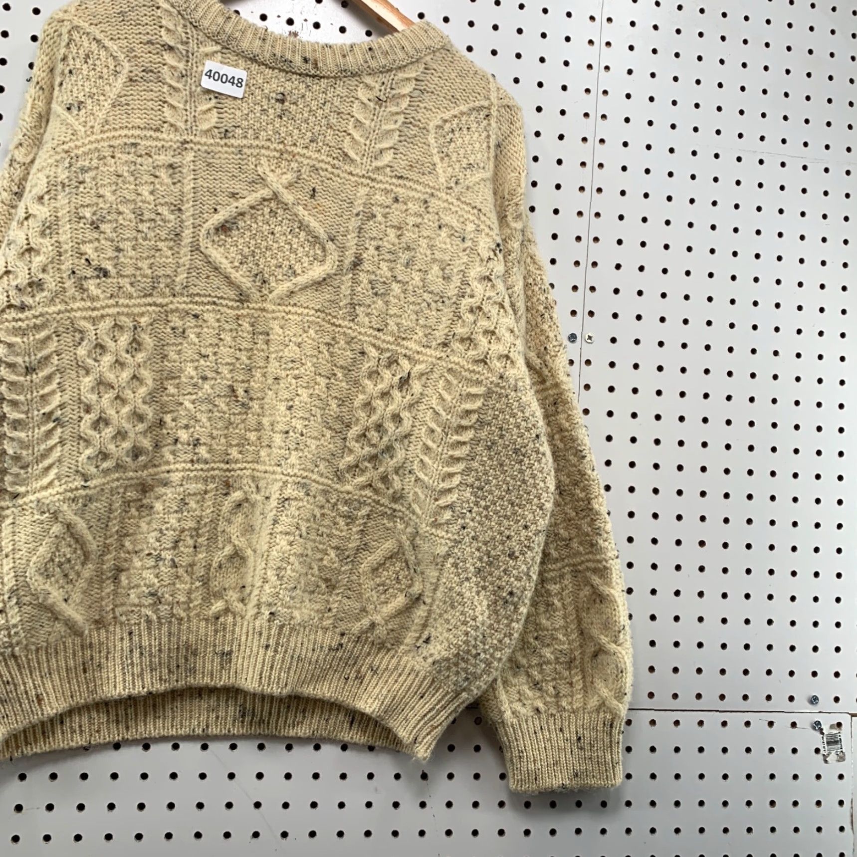 Vintage VINTAGE Glens Of Donegal Wool Knit Sweater Mens Size L Beige Hand Knit Crew Neck Cable Knit 24x25 United States Mens Size US L / EU 52-54 / 3 - 4 Thumbnail
