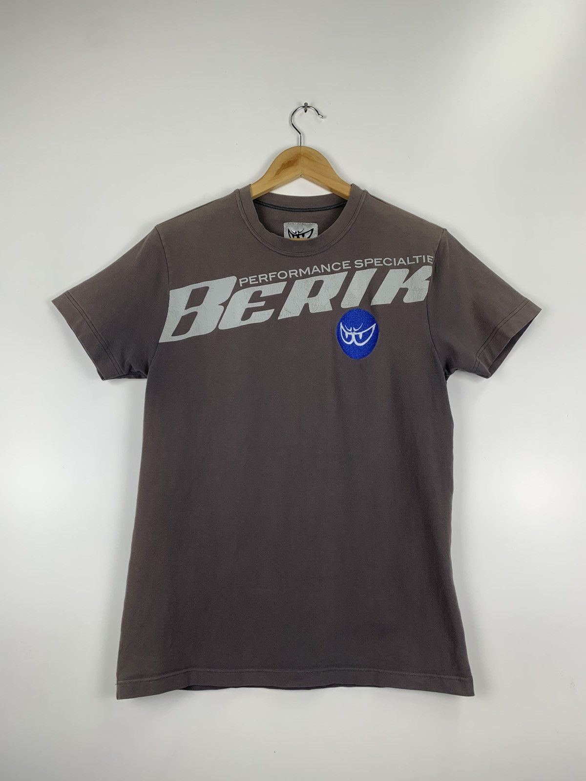 Vintage Berik brand tee Size US M / EU 48-50 / 2 - 2 Thumbnail
