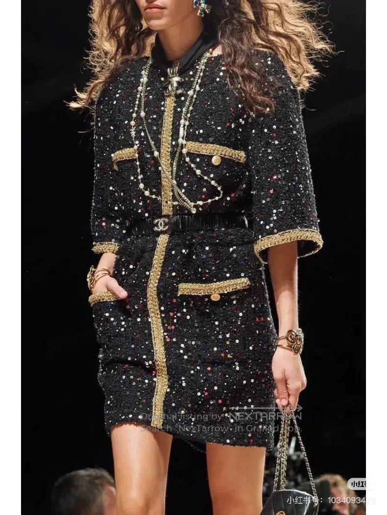 Chanel Chanel 22S heavy industry sequins full of stars black gold Size XS / US 0-2 / IT 36-38 - 8 Thumbnail
