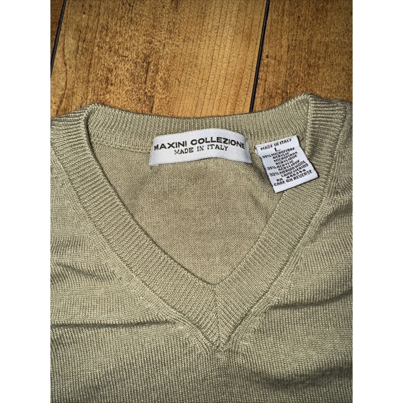 Vintage Maxini Collezione Olive Green V-Neck Knit Sweater L 22x25 Size US L / EU 52-54 / 3 - 5 Thumbnail