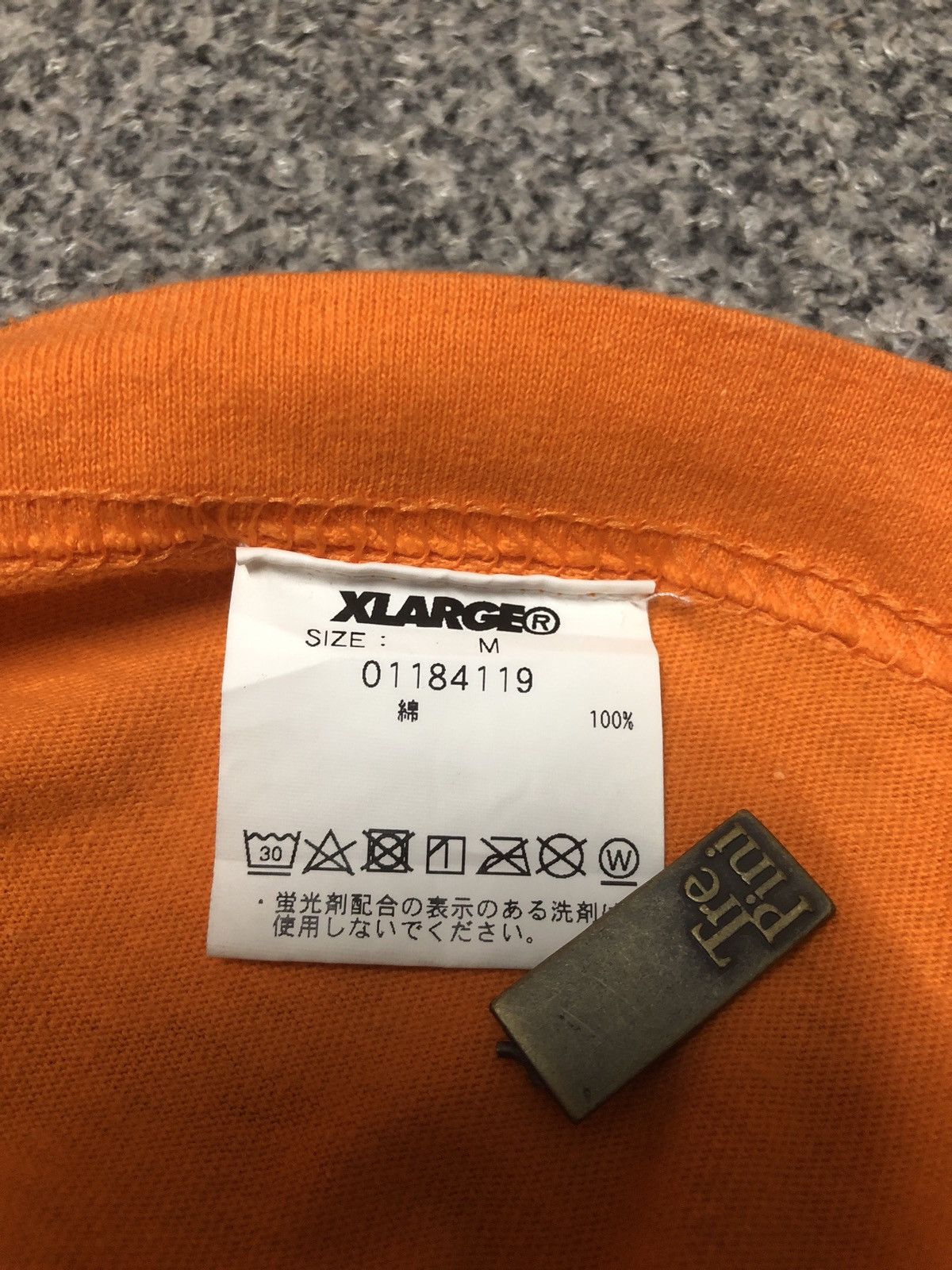 Xlarge Xlarge X Anwar Carrots Spellout Backhit L/S Tshirt Size US M / EU 48-50 / 2 - 17 Thumbnail