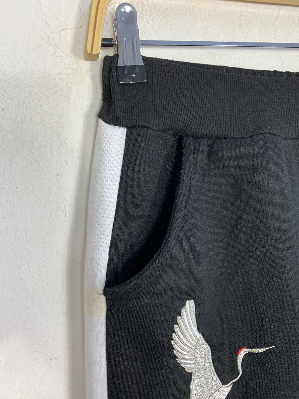 Custommade Jogger Stretchable Pant Embroidery Crane Bird Sukajan Style Size 28" / US 6 / IT 42 - 6 Thumbnail
