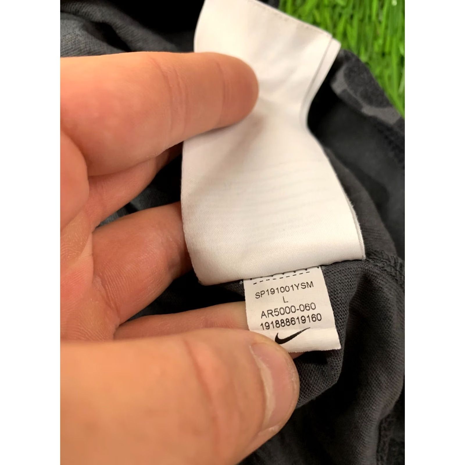 Nike Nike Just Do It 2019 Men Casual Shirt T-Shirt Tee Jersey Size L Gray Short Sleeve Size US L / EU 52-54 / 3 - 7 Thumbnail
