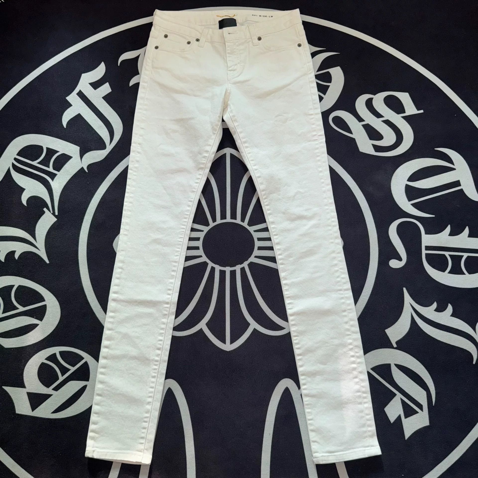 Saint Laurent Paris Saint Laurent SLP 16AW White Jeans Size 26" / US 2 / IT 38 - 1 Thumbnail