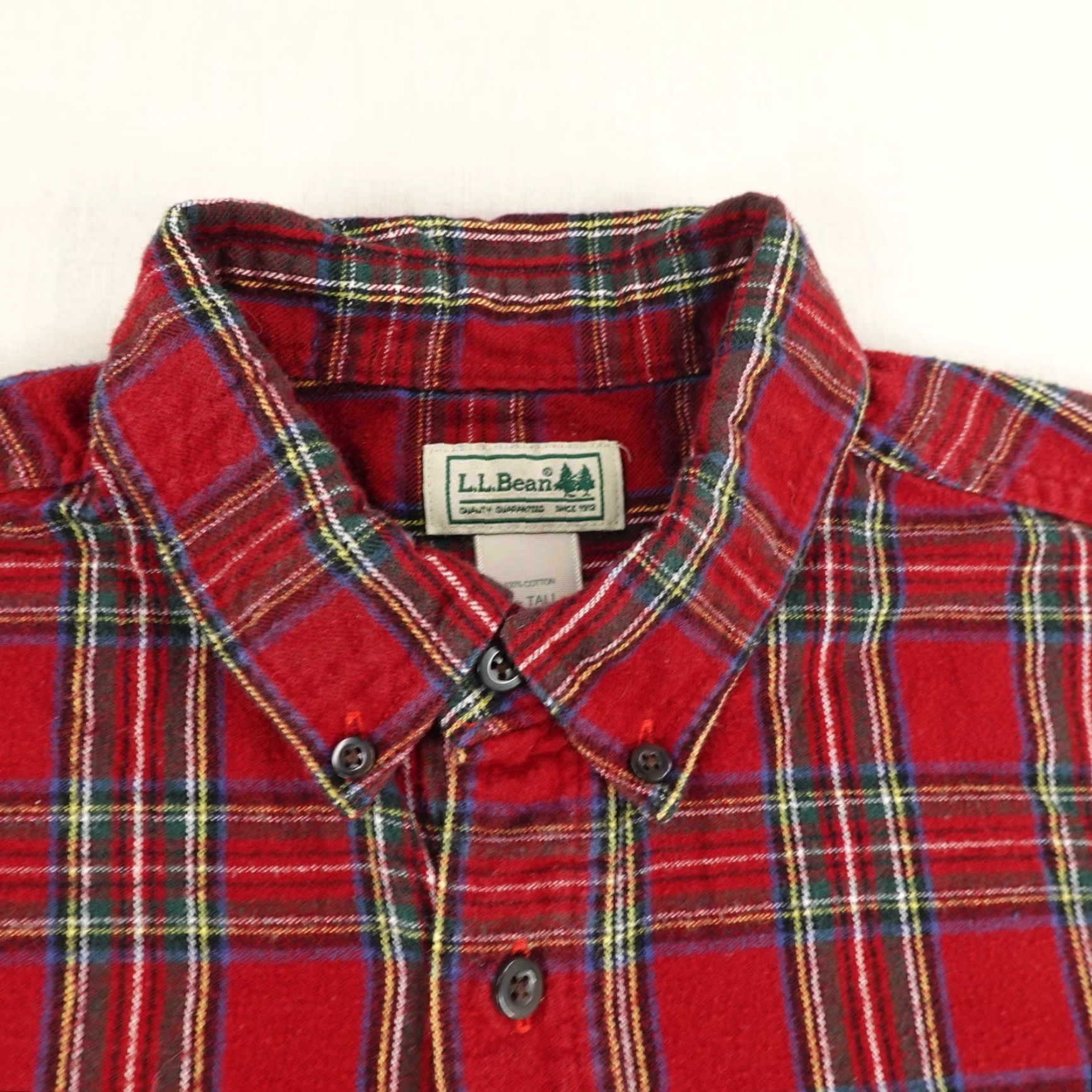Vintage VINTAGE LL BEAN Shirt Mens LT Red Scotch Tartan Plaid Flannel Button Up Size US L / EU 52-54 / 3 - 2 Thumbnail