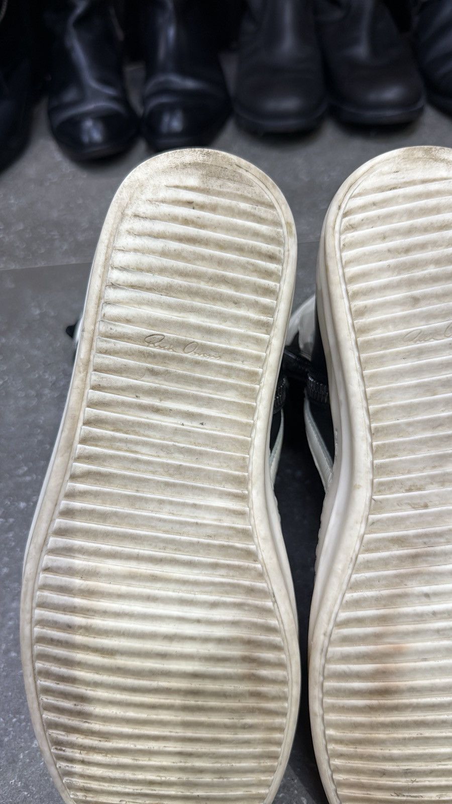 Rick Owens Rick Owens F/W 22’ Strobe Milk/Black Geobasket Size US 9 / EU 42 - 8 Thumbnail
