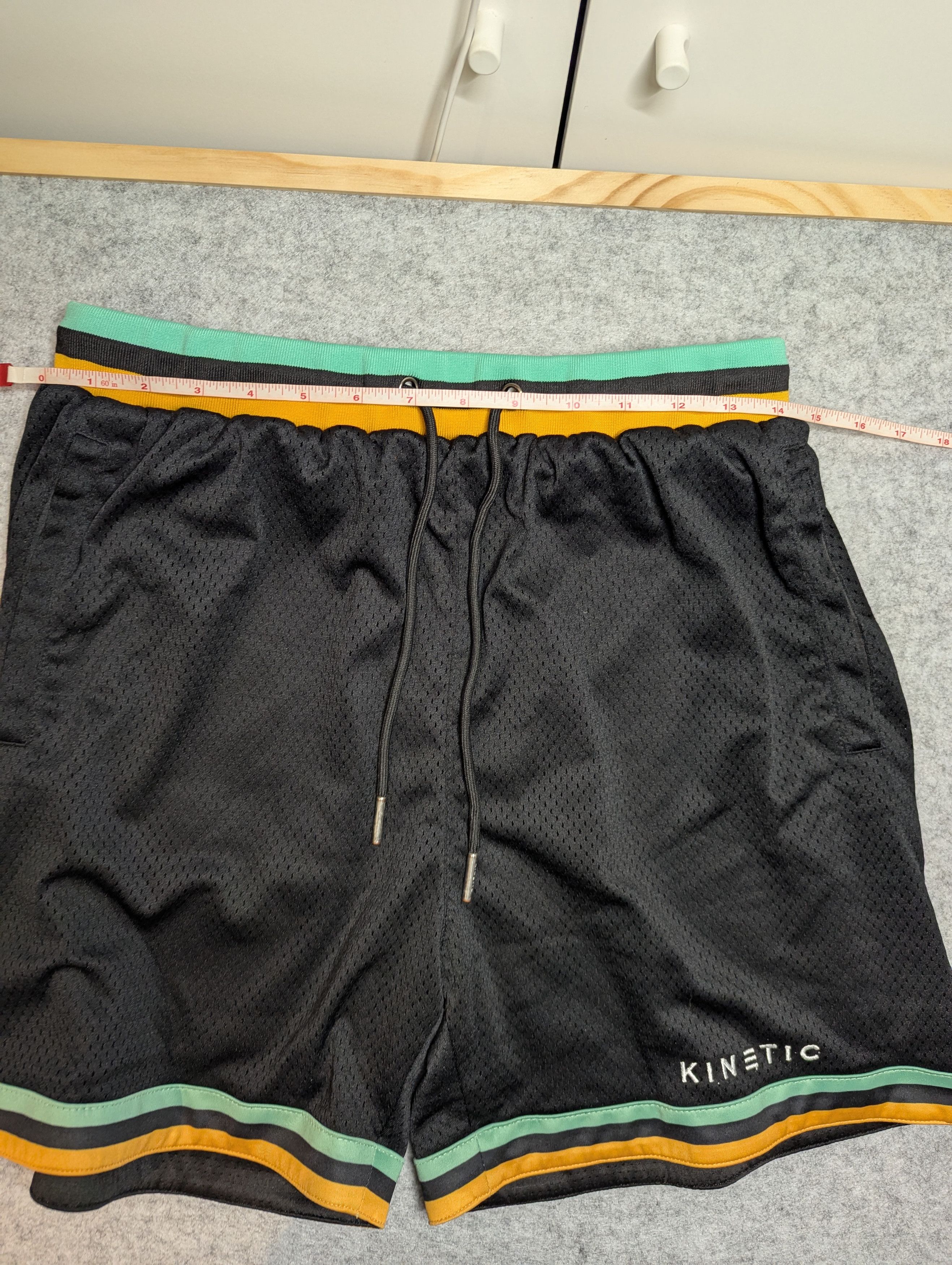 Vintage Kinetic Kings Active Shorts- Black / Green / Yellow- Size L Size US 33 - 7 Thumbnail