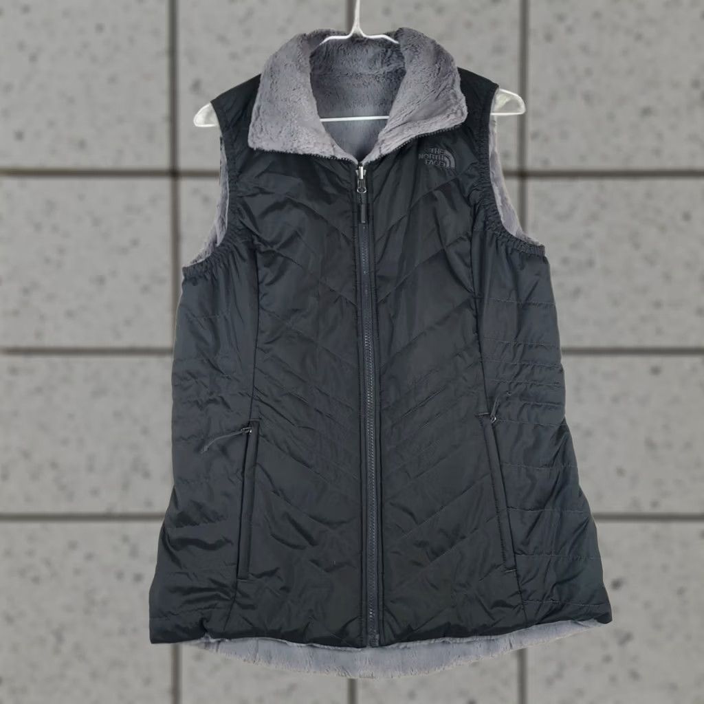 The North Face The North Face Reversible Fleece Vest Womens Small Black Full Zip Size S / US 4 / IT 40 - 1 Thumbnail