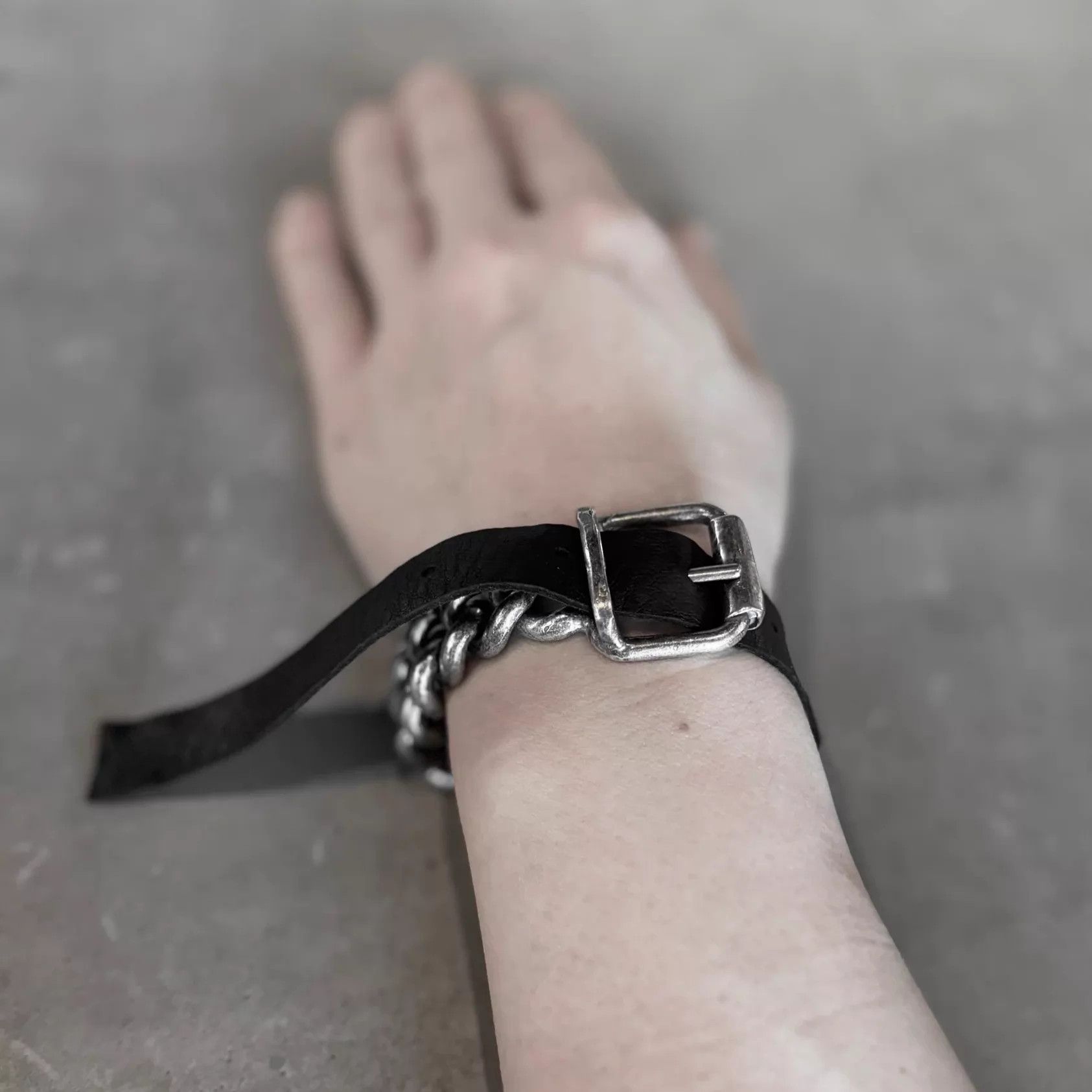 Goti GOTI Heavy Worn Horsehide Chain Mixed Bracelet One Size Size ONE SIZE - 7 Thumbnail