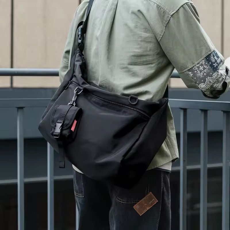 Japanese Brand Fashion y2k waterproof crossbody messenger bag Size ONE SIZE - 2 Thumbnail