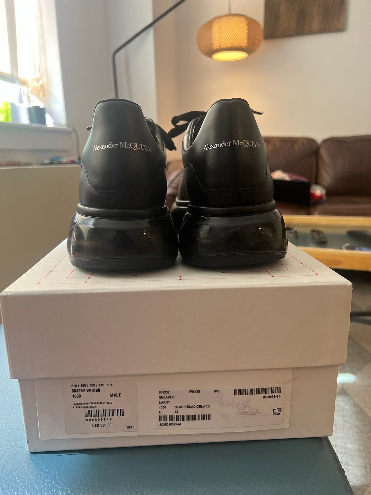 Alexander McQueen Alexander McQueen Men’s Oversized Sneaker SZ44 Size US 11 / EU 44 - 8 Thumbnail