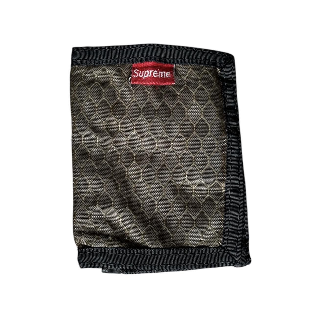 Supreme RARE 90s supreme velcro wallet Size ONE SIZE - 1 Thumbnail