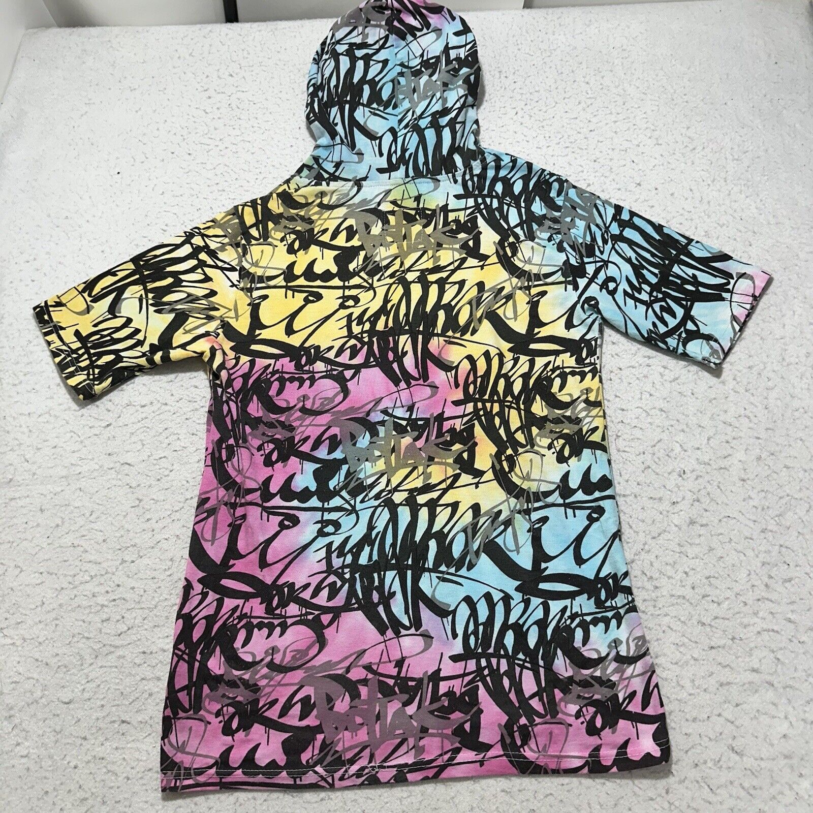 Massive Massive Small Hooded Graphic T Shirt Colorful Tie Dye Tee Size US S / EU 44-46 / 1 - 10 Thumbnail