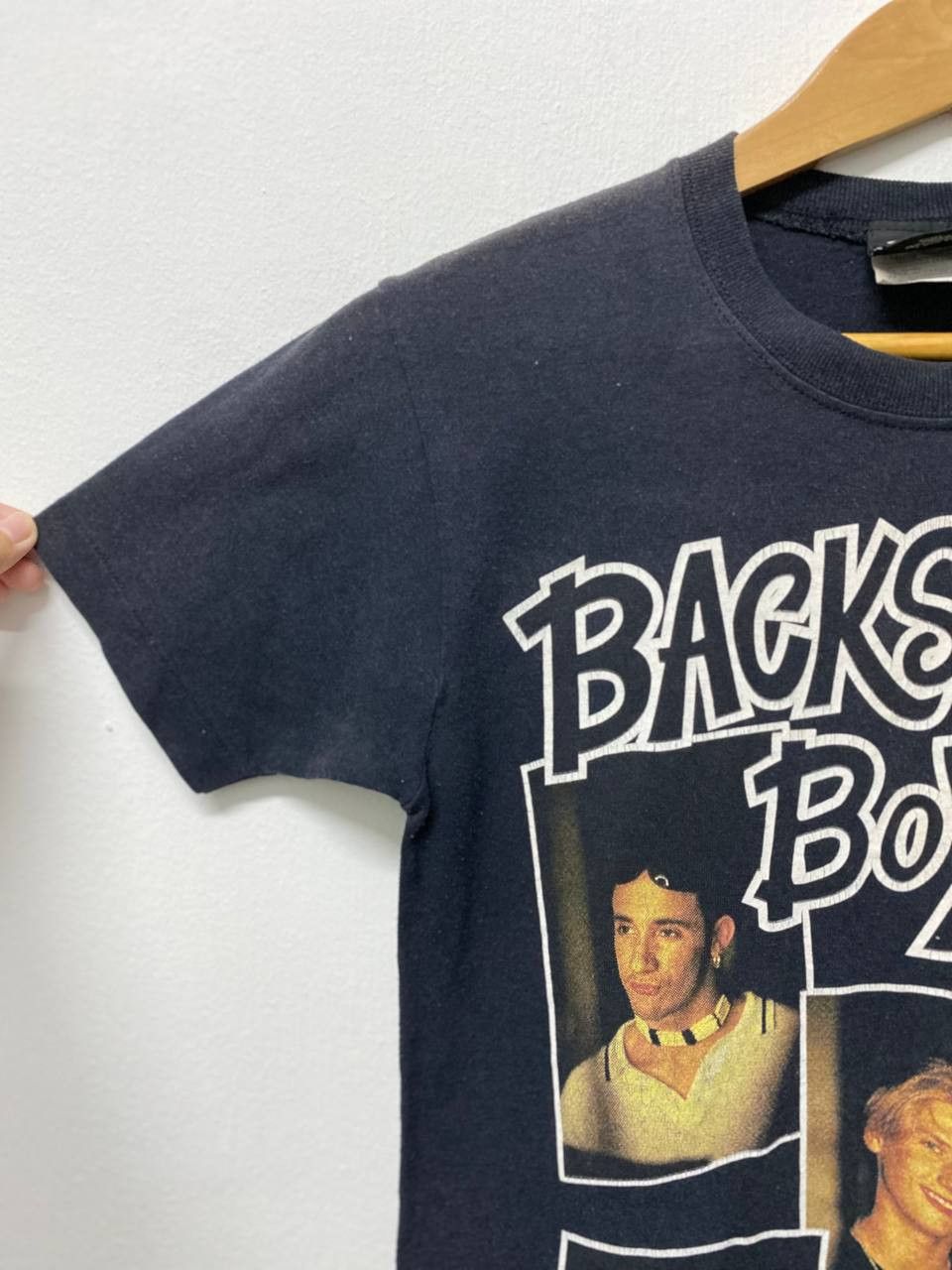 Band Tees vintage 90s backstreet boys tee boys size Size US M / EU 48-50 / 2 - 6 Thumbnail