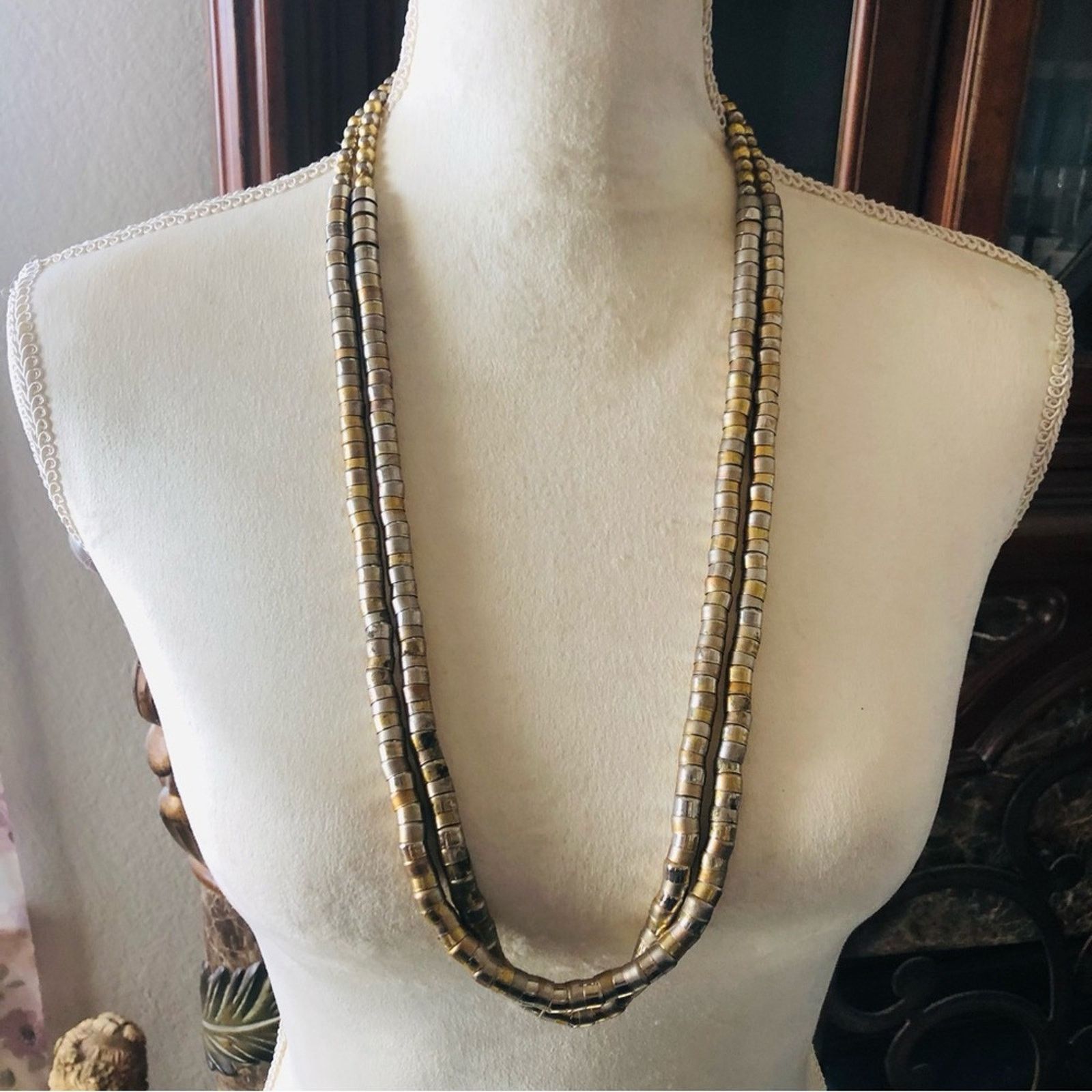 Vintage Vintage double strand tri tone metal cap necklace Size ONE SIZE - 2 Thumbnail