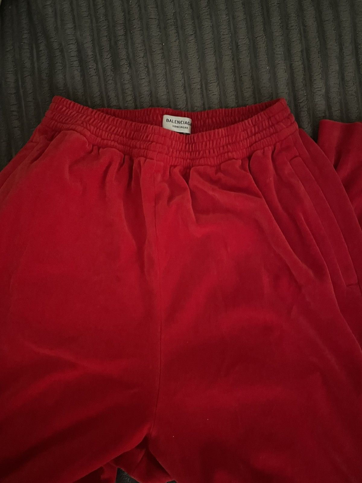 Balenciaga Red Velvet Balenciaga Homewear Pants Size 27" / US 4 / IT 40 - 2 Thumbnail