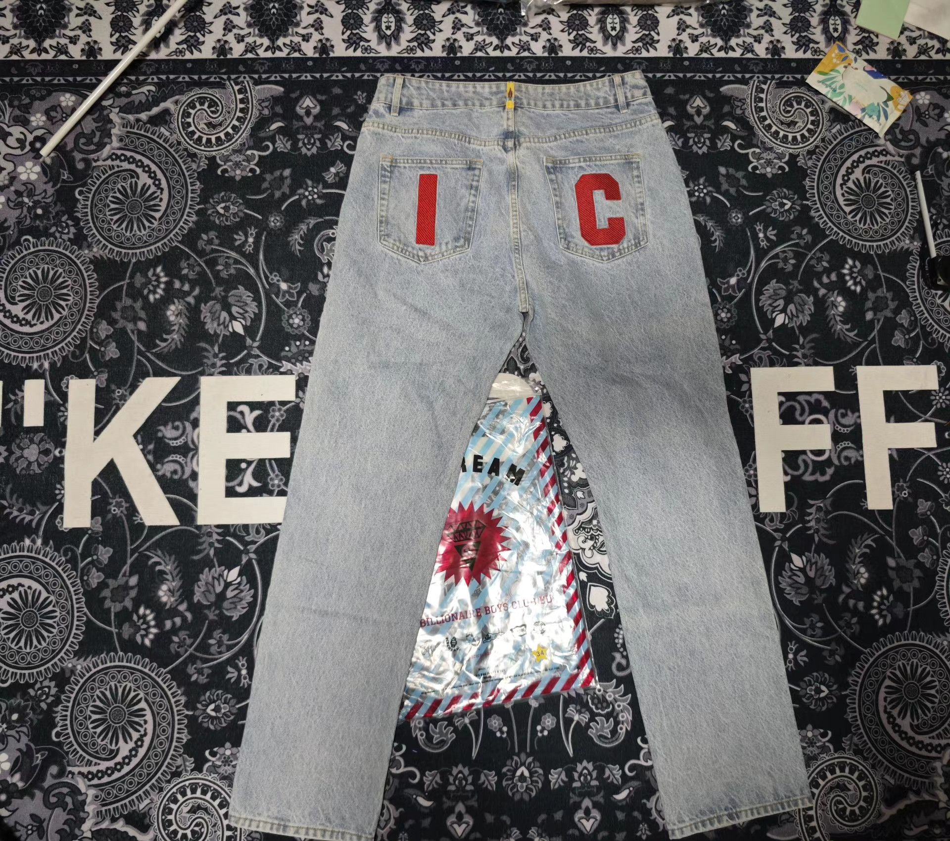 Billionaire Boys Club Billionaire Boys Club Flying Dog Jeans Size US 34 / EU 50 - 2 Thumbnail
