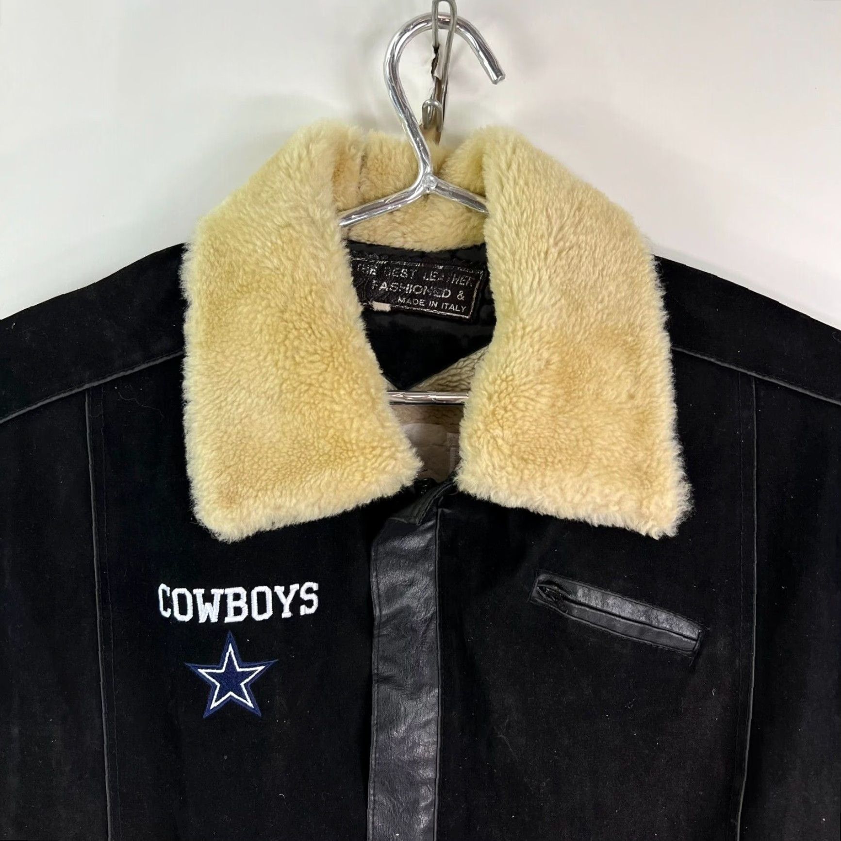 Vintage VINTAGE Italian Leather Varsity Jacket Mens SZ 52 Black Distressed Casual Winter Leather Sports Size US L / EU 52-54 / 3 - 2 Thumbnail