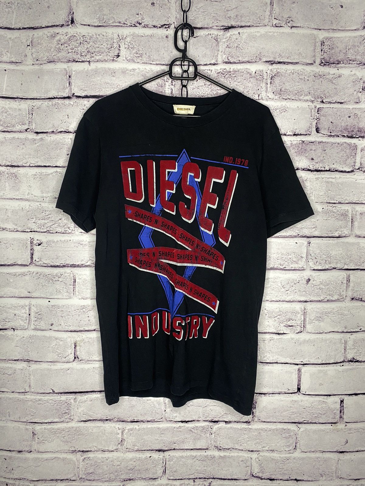 Diesel MENS Vintage T-shirt Diesel Avant Garde style big logo Size US M / EU 48-50 / 2 - 1 Thumbnail