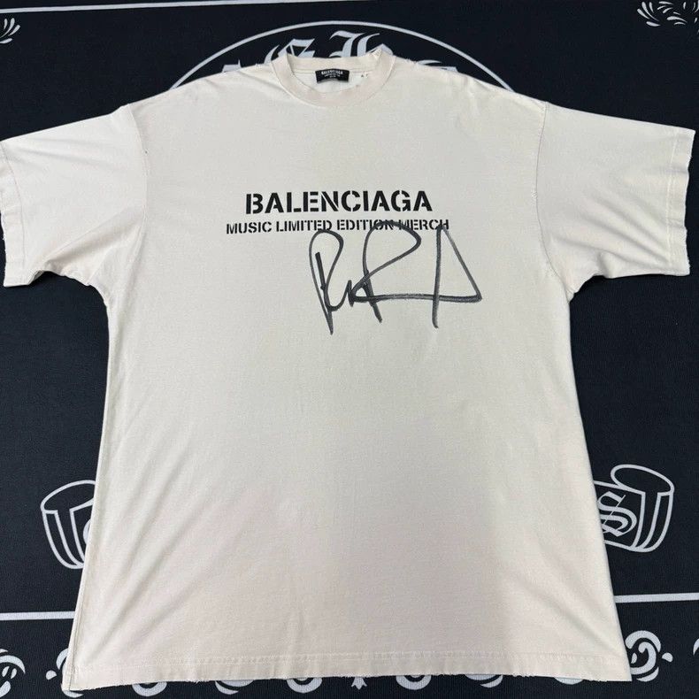 Balenciaga Balenciaga Beige Limited Short Sleeves Size US L / EU 52-54 / 3 - 1 Thumbnail
