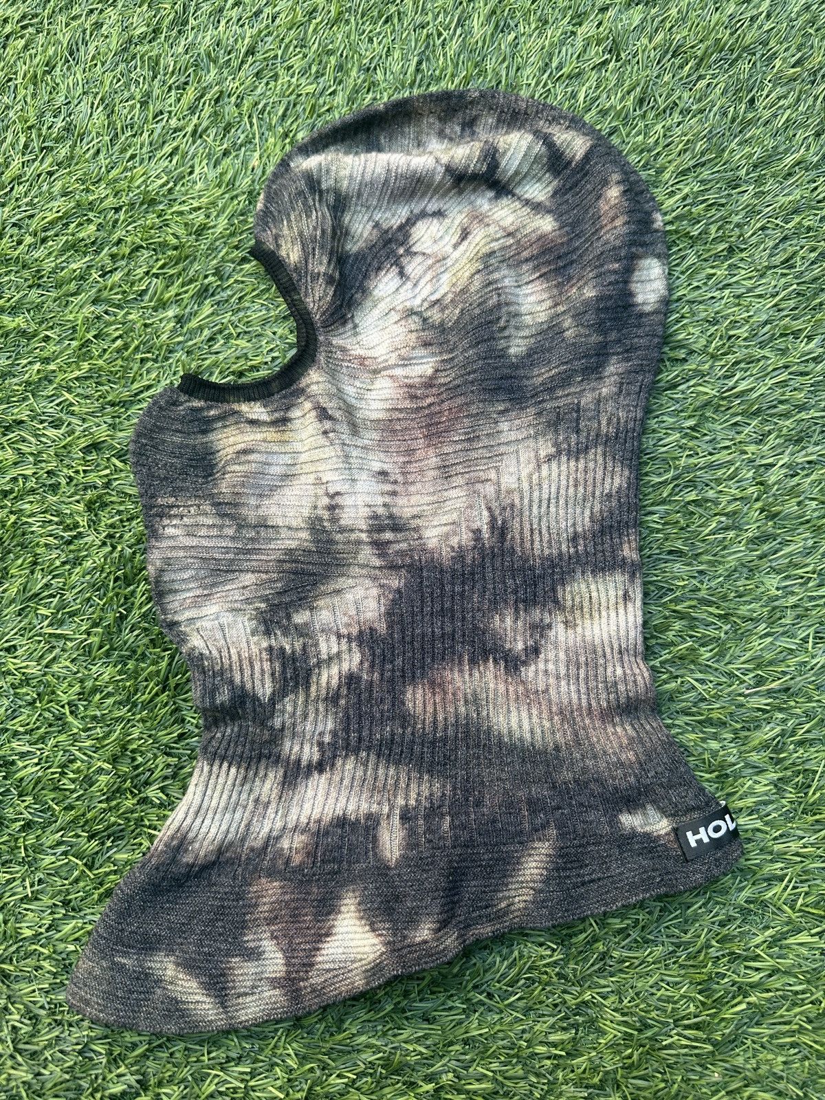 Holden Outerwear 🔥🔥🔥Rare HOLDEN Camo Ski Mask OS Size ONE SIZE - 1 Thumbnail
