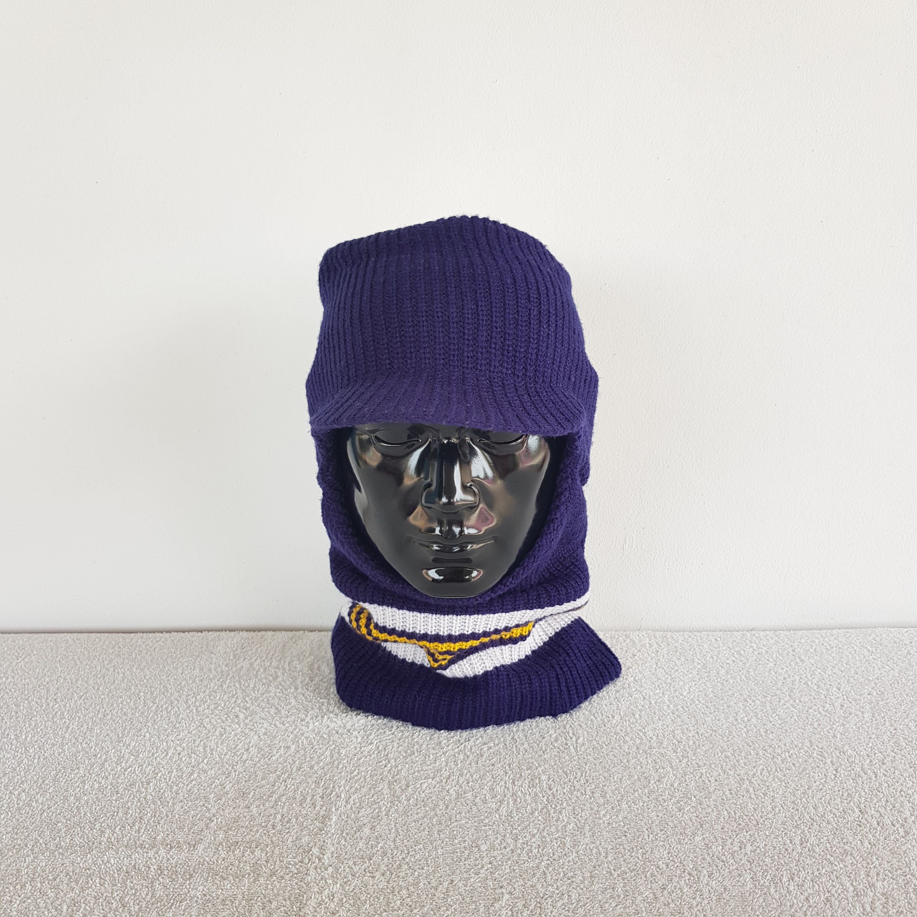 Japanese Brand Vintage Unknown Balaclava Beanie Snow Caps Neck Hats. Size ONE SIZE - 1 Thumbnail
