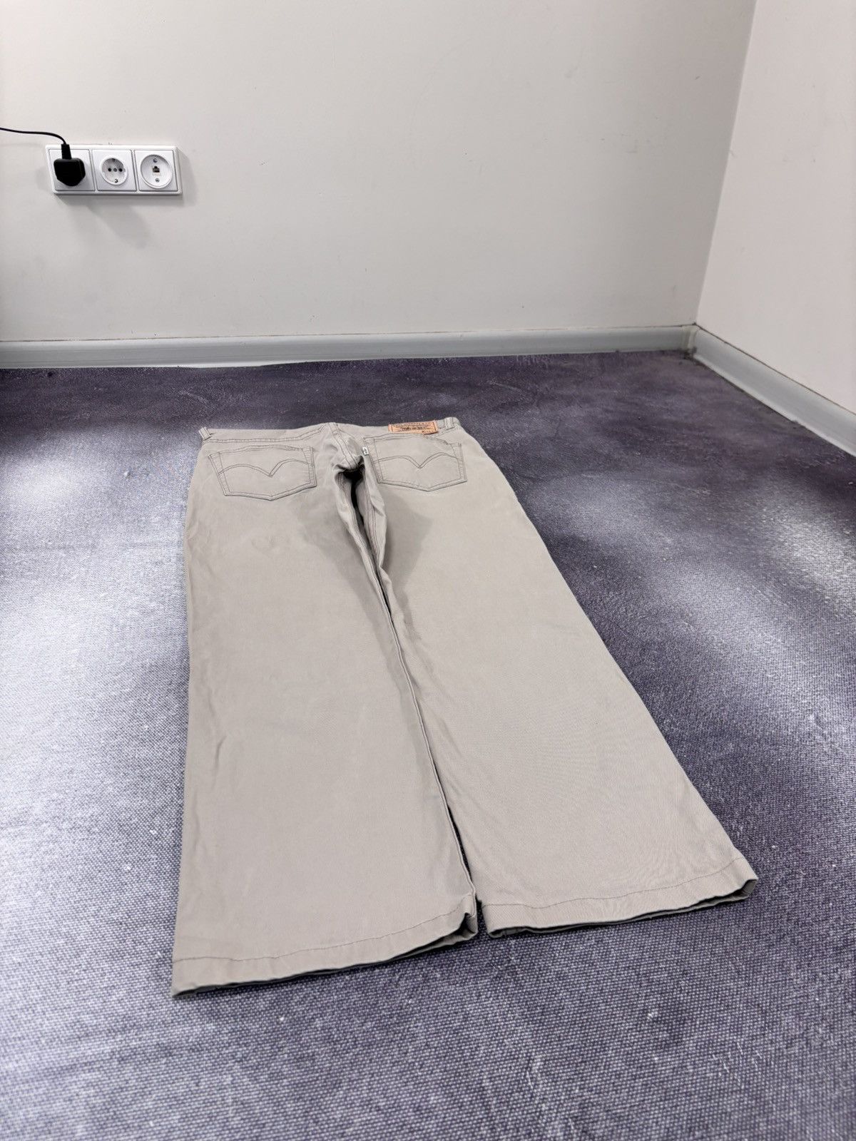 Levi's Vintage Levi’s 752 White Tab Men’s Beige/Grey Pants Jeans Size US 34 / EU 50 - 3 Thumbnail