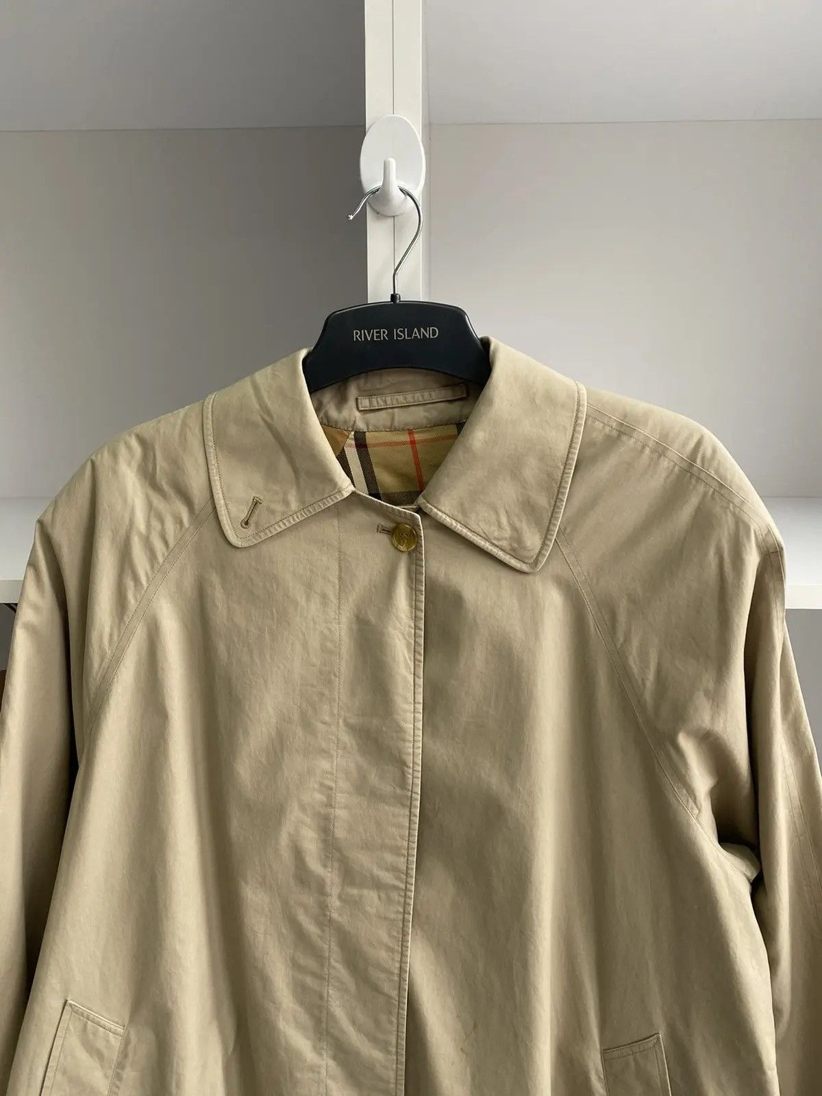 Burberry × Vintage Vintage Burberry Nova Check Beige Coat Size US S / EU 44-46 / 1 - 5 Thumbnail