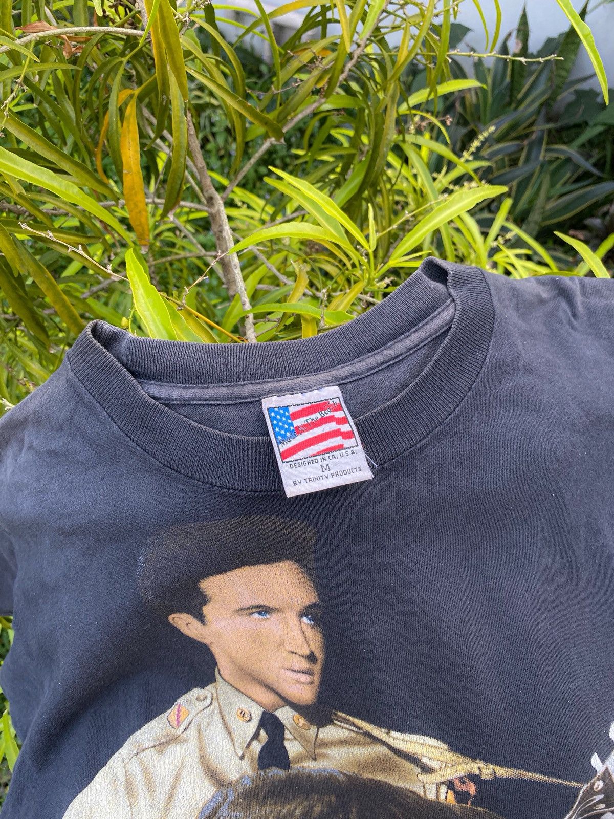 Rap Tees Vintage 1995 elvis presley By trinity product tee Size US M / EU 48-50 / 2 - 4 Thumbnail