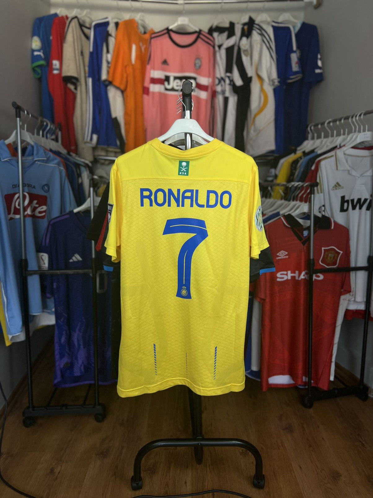 Nike Soccer Jersey Nike Al Nassr 2023/24 Ronaldo #7 Size US M / EU 48-50 / 2 - 1 Thumbnail