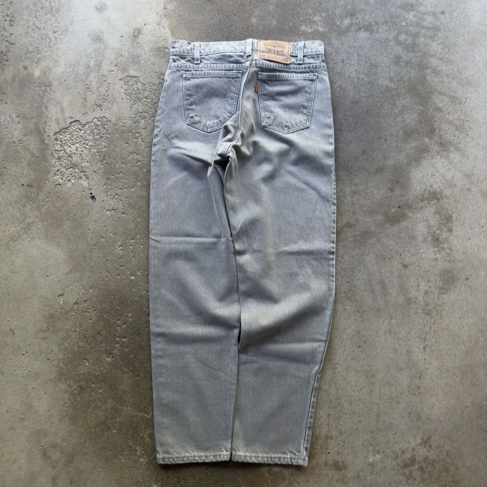 Levi's Vintage 90s Levi's 550 Grey Denim Jeans ERD Grunge Chrome Size US 31 - 1 Thumbnail