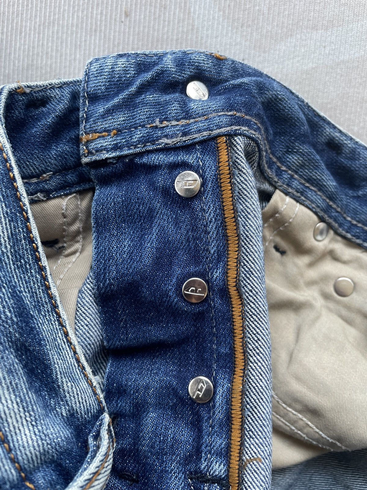 Diesel Diesel Zatiny Jeans (P102) Size US 30 / EU 46 - 19 Thumbnail