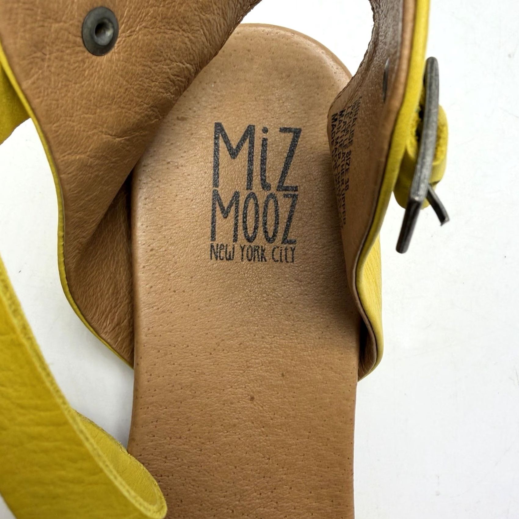 Vintage Miz Mooz Annalise Sandal Ankle Strap Womens 7.5 Yellow Leather Casual EU 38 Size US 8 / IT 38 - 5 Thumbnail