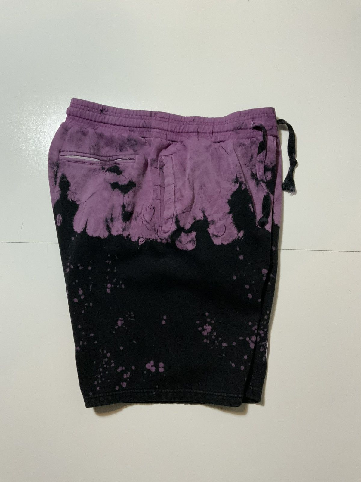 Other Internet Money Records Tie Dye Fleece Graphic Sweat Shorts Size US 34 / EU 50 - 4 Thumbnail