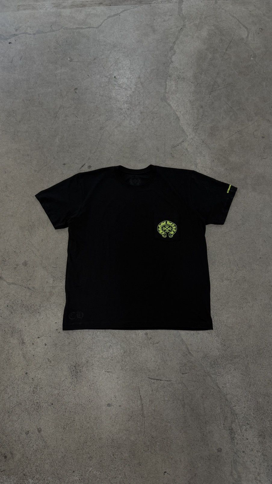 Chrome Hearts Chrome Hearts Neon Yellow Horseshoe Pocket Short Sleeve Tee Size US XL / EU 56 / 4 - 4 Thumbnail
