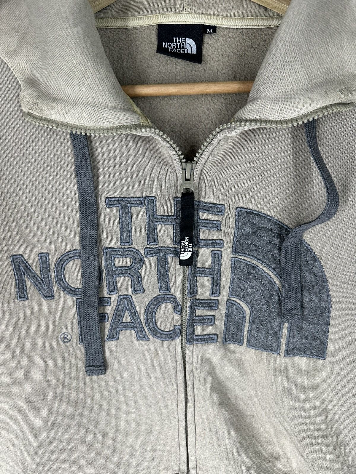 The North Face × Vintage Vintage TNF Big Logo Embroidery Sweatshirt Hoodie Size US M / EU 48-50 / 2 - 5 Thumbnail